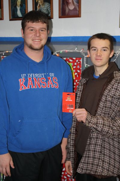 Montrose R 14 Schools Fbla Hosts Door Locker Decorating Contest